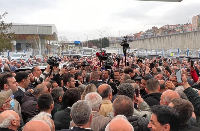 İBB Başkanı İmamoğlu’na Memleketi Trabzon’da Sevgi Seli 