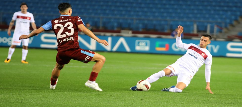 Trabzonspor, Seyircisiz Maçta Sivasspor’a Kaybetti