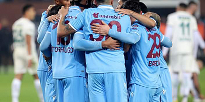 Karadeniz Derbisinde Trabzonspor Fırtınası Esti 
