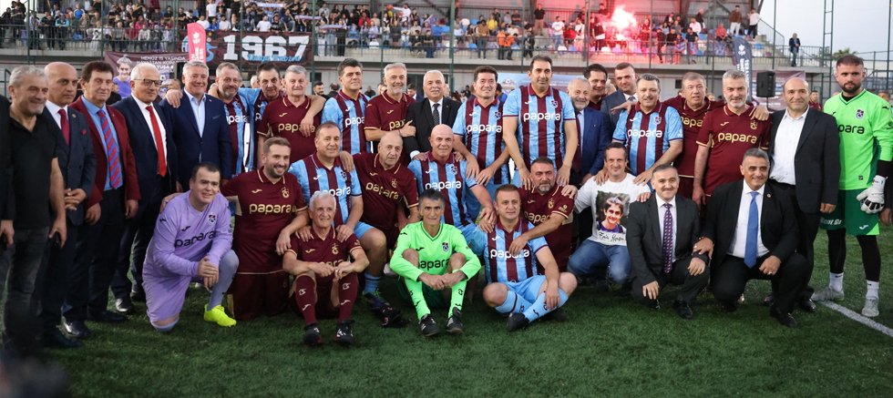 ‘EFSANELERLE YENİDEN’ FUTBOL TURNUVASI SONA ERDİ