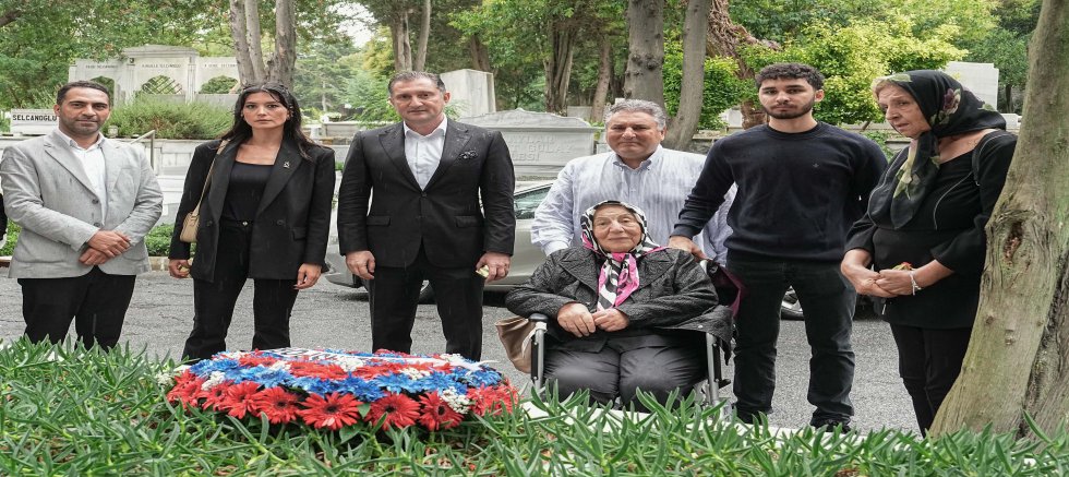 TRABZONSPOR’UN EFSANE BAŞKANI ŞAMİL EKİNCİ UNUTULMADI