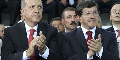 Ahmet Davutoğlu'ndan Ses Getirecek İtiraf 