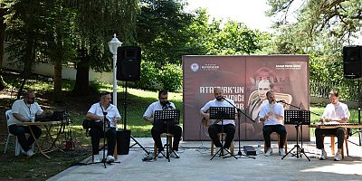 Atatürk'ün Sevdiği Şarkılar Köşk’te Seslendirildi