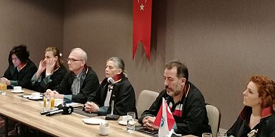 Baro Başkanı Suiçmez Çoklu Baro Protestosunu Sürdürüyor !