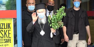 Fener Rum Patriği Bartholomeos Sümela'daki ayin için Trabzon'a geldi