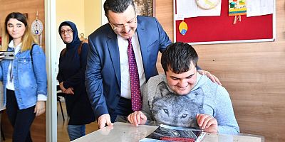 Genç: “Başaramayacakları Hiçbir İş Yok!”