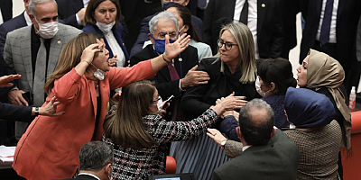 Hacısalihoğlu: Bahar Hanım Herhalde Trabzon’da Listede Kendine Yer Bulmak İstiyor !