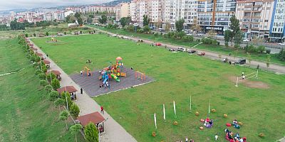 Trabzon Akçaabat'ta her mahalleye bir park!