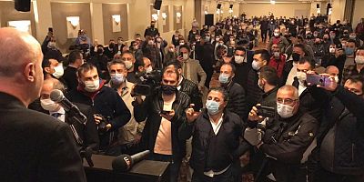 Trabzon'da Metin Kaya'nın konuşmasına polis müdahale etti!