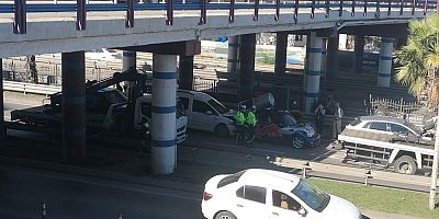 Trabzon’da Zincirleme Kaza : 5 Araç Birbirine Girdi !