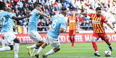 Trabzonspor 3 Puanı 2 Golle Aldı, Liderliğe Yükseldi