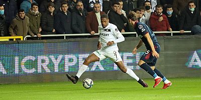 Trabzonspor 3 Puanı Cornelius’un Golleriyle Aldı: 1-2