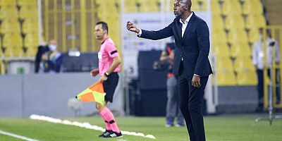 Trabzonspor Eddie Newton'un Görevine Son Verdi !