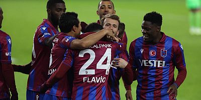 Trabzonspor Konyaspor'u rahat geçti