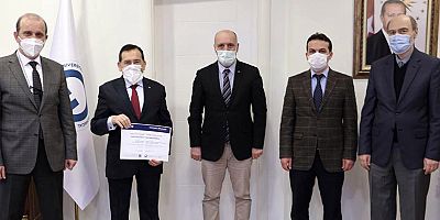 TTSO Başkanı Hacısalihoğlu Doktor Oldu  !