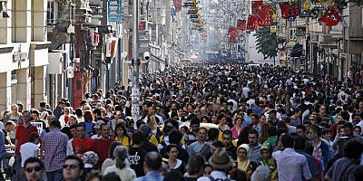 TÜİK Türkiye'nin 2021 nüfusunu açıkladı! Nüfus 1 Milyon 65 Bin Kişi Arttı !