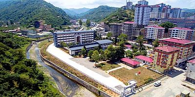 Yomra Belediyesi'nden ruhsatsız tadilata yasal mühürleme!